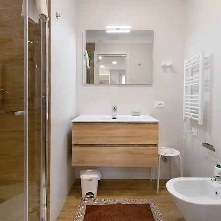Gold - Il Centro Luxury * باري